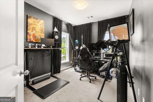 910 Westmoreland Circle NW, Atlanta, GA 30318