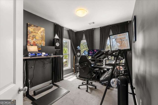 910 Westmoreland Circle NW, Atlanta, GA 30318