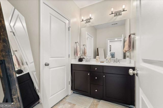 910 Westmoreland Circle NW, Atlanta, GA 30318