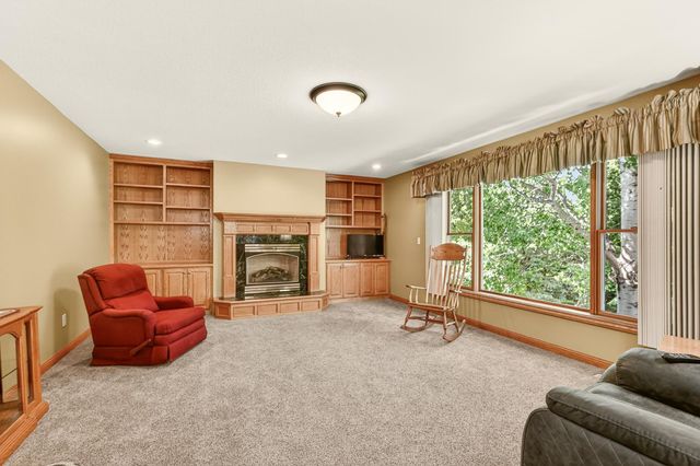 917 5th Avenue NW, Byron, MN 55920