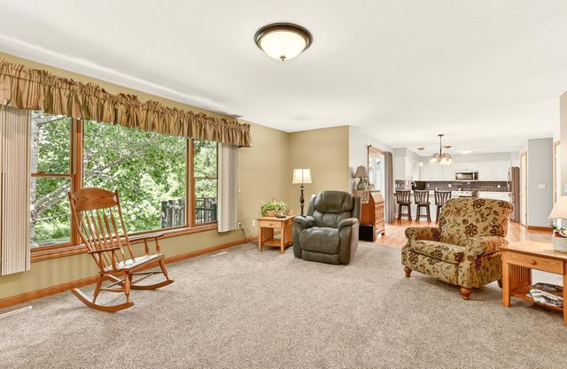 917 5th Avenue NW, Byron, MN 55920