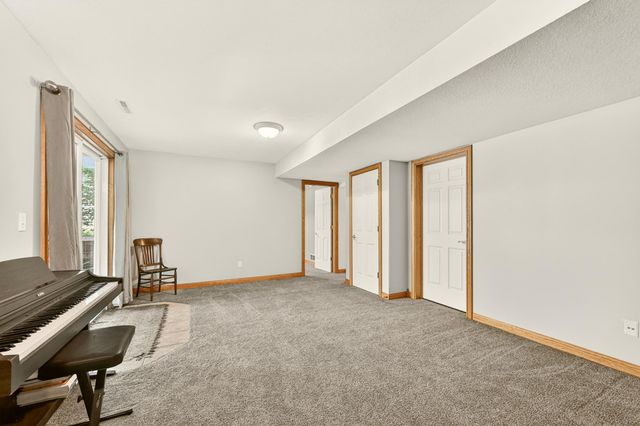 917 5th Avenue NW, Byron, MN 55920