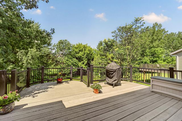 917 5th Avenue NW, Byron, MN 55920