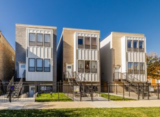 1058 N Central Park Avenue, Chicago, IL 60651