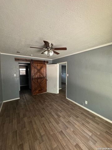 3614 Neer Ave Apt 6, San Antonio, TX 78201