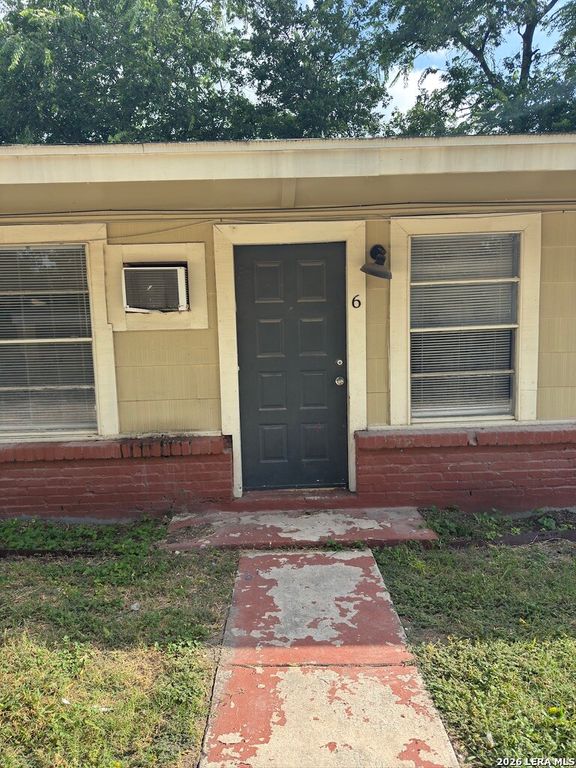 3614 Neer Ave Apt 6, San Antonio, TX 78201