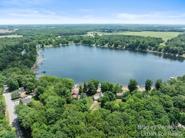 12452 S Sand Beach Drive, Ashland Twp, MI 49327