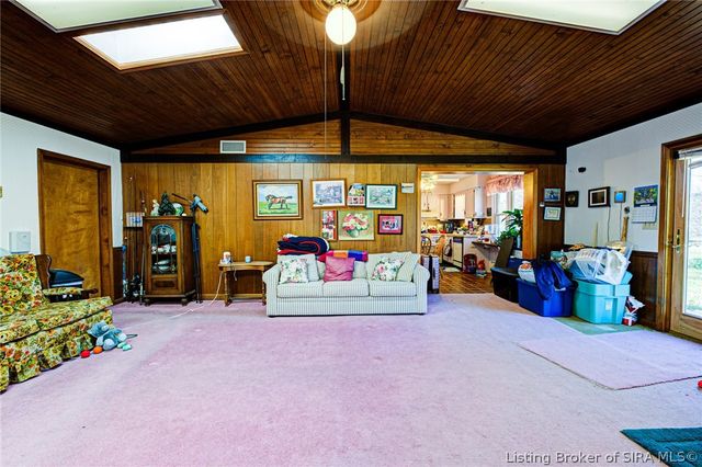 2007 Brown Road, Charlestown, IN 47111