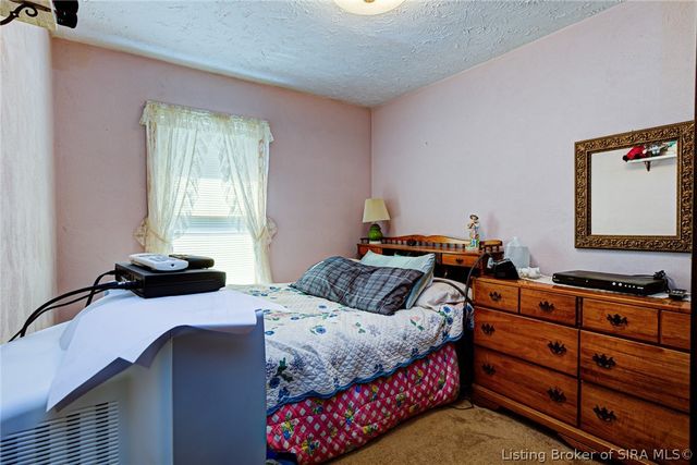 2007 Brown Road, Charlestown, IN 47111