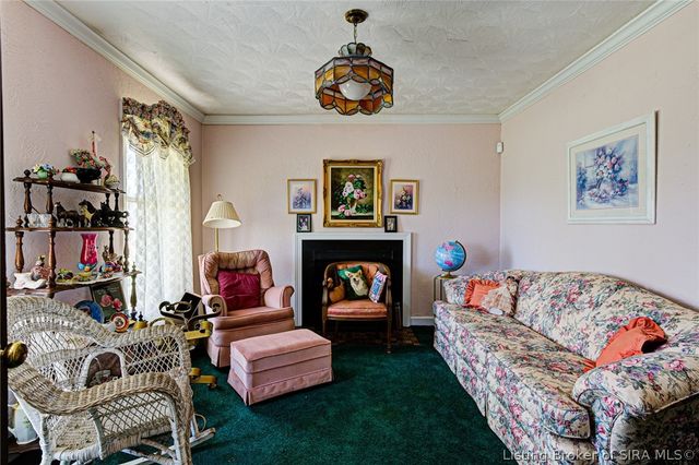 2007 Brown Road, Charlestown, IN 47111