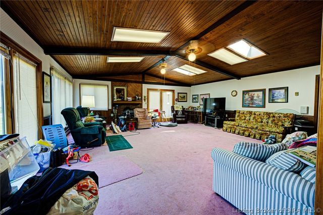 2007 Brown Road, Charlestown, IN 47111