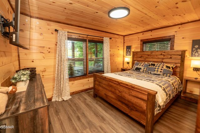 1656 Walker Trail, Sevierville, TN 37876