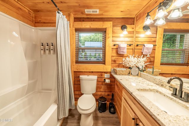 1656 Walker Trail, Sevierville, TN 37876