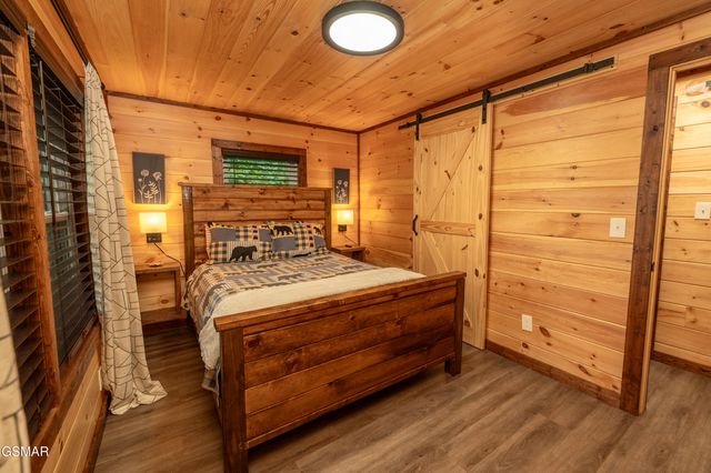 1656 Walker Trail, Sevierville, TN 37876