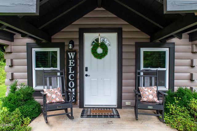 1656 Walker Trail, Sevierville, TN 37876