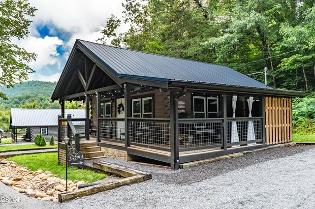 1656 Walker Trail, Sevierville, TN 37876