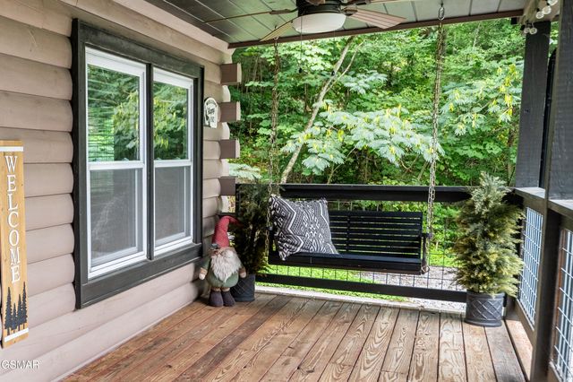 1656 Walker Trail, Sevierville, TN 37876