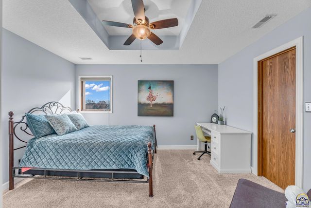 5100 SW 53rd St, Topeka, KS 66610