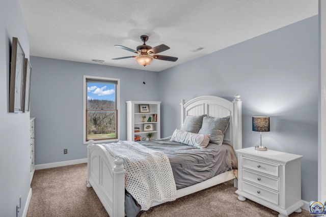 5100 SW 53rd St, Topeka, KS 66610