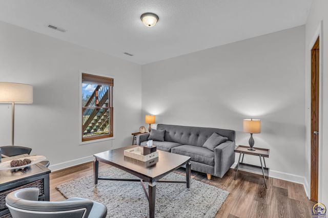 5100 SW 53rd St, Topeka, KS 66610