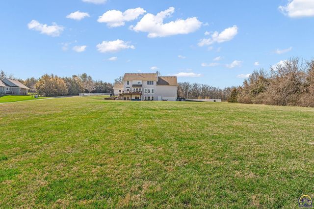 5100 SW 53rd St, Topeka, KS 66610