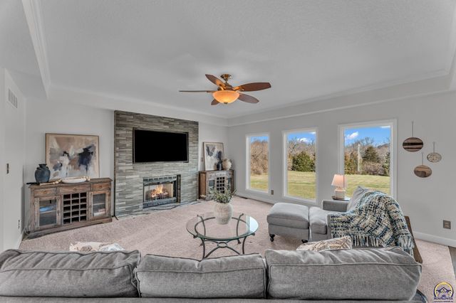 5100 SW 53rd St, Topeka, KS 66610