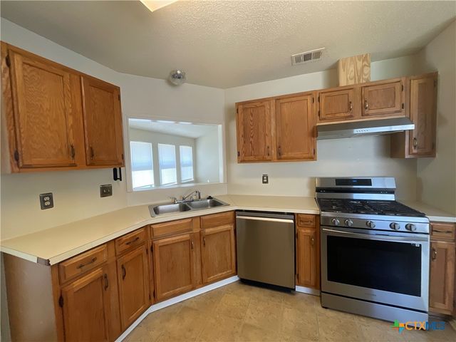 3312 Honeysuckle Drive, Killeen, TX 76542