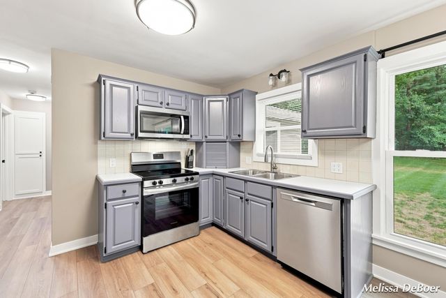 2014 3 Mile Road Ne, Grand Rapids Twp, MI 49505