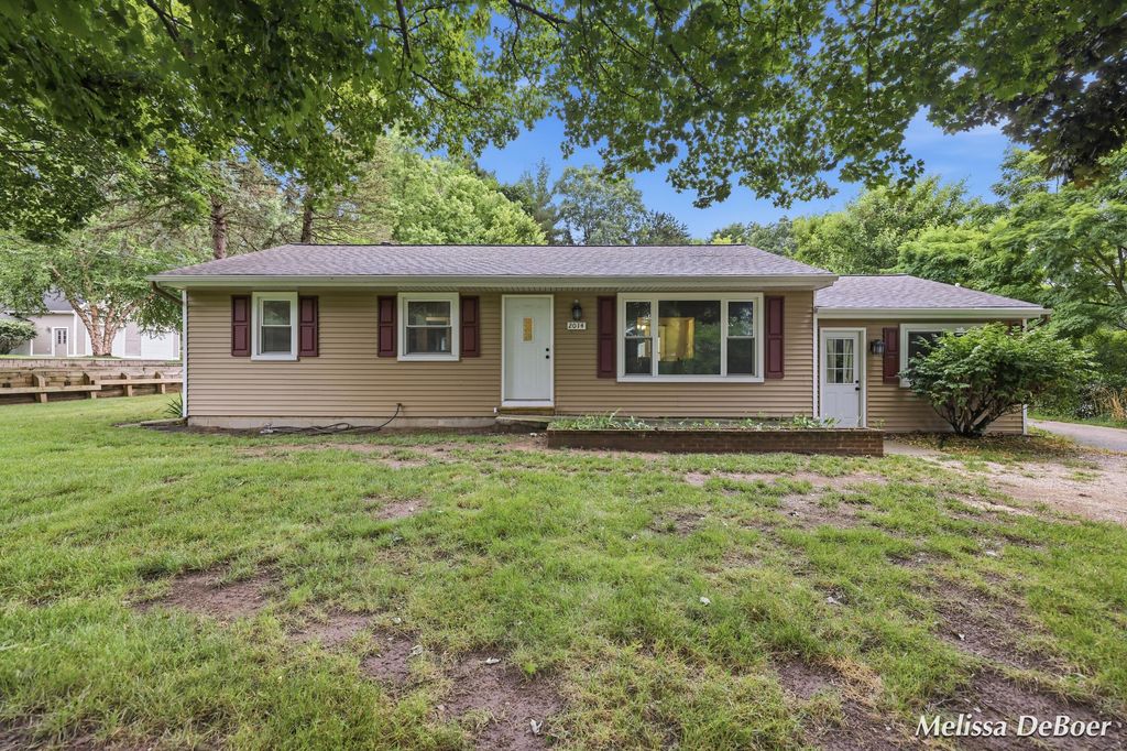 2014 3 Mile Road Ne, Grand Rapids Twp, MI 49505