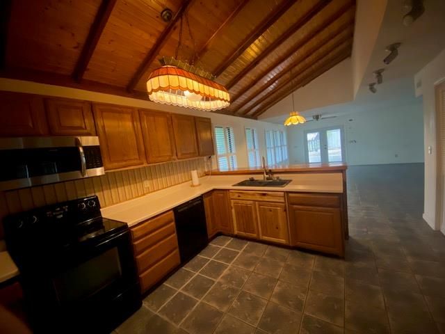 522 Circle DR, Sunrise Beach, TX 78643