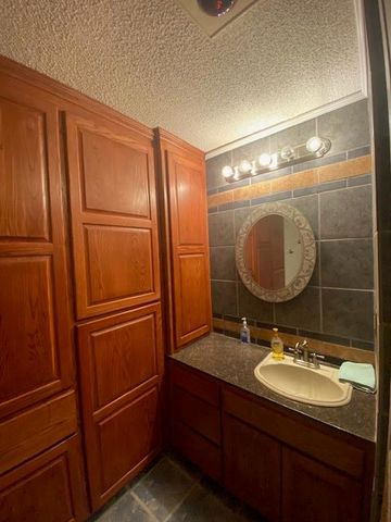 522 Circle DR, Sunrise Beach, TX 78643