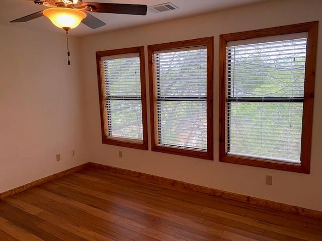 522 Circle DR, Sunrise Beach, TX 78643