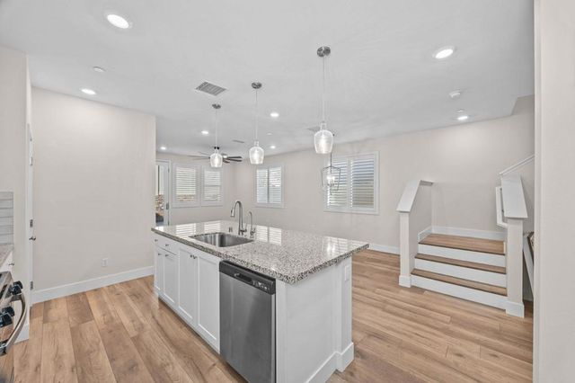 24569 Sonieta Court, Corona, CA 92883