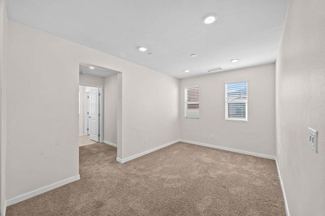 24569 Sonieta Court, Corona, CA 92883