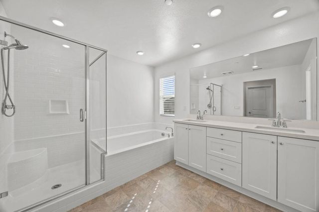 24569 Sonieta Court, Corona, CA 92883