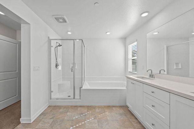 24569 Sonieta Court, Corona, CA 92883