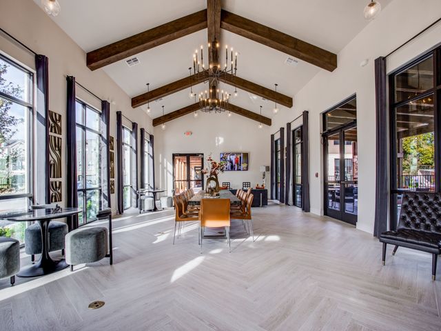 2619 Carmelita Street, Dallas, TX 75212