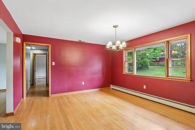 630 OAK ST, Royersford, PA 19468
