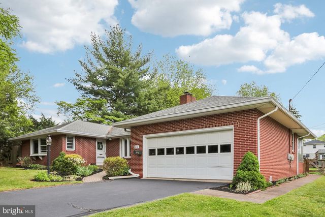 630 OAK ST, Royersford, PA 19468