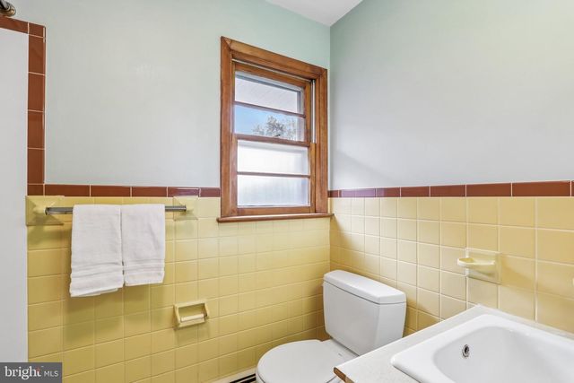 630 OAK ST, Royersford, PA 19468