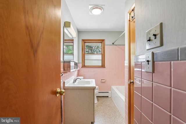 630 OAK ST, Royersford, PA 19468