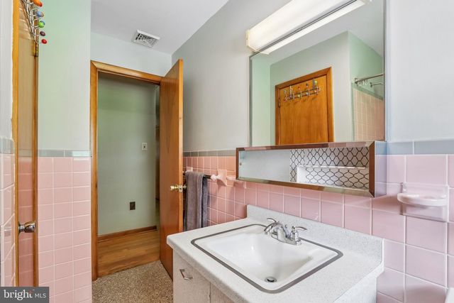 630 OAK ST, Royersford, PA 19468