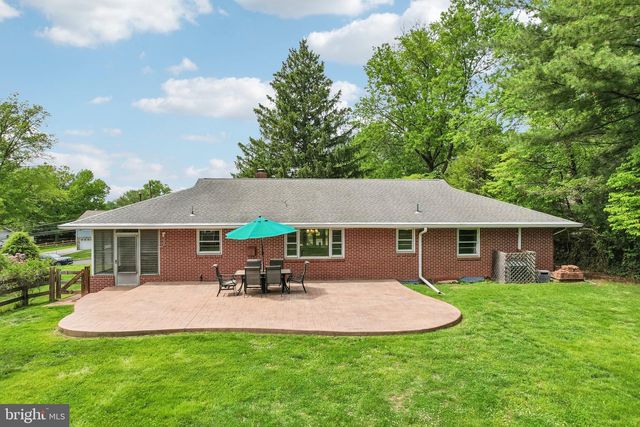 630 OAK ST, Royersford, PA 19468