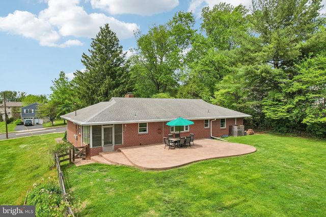 630 OAK ST, Royersford, PA 19468