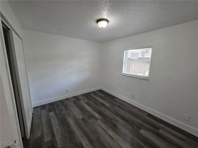 2708 Broadway 4, Fort Myers, FL 33901