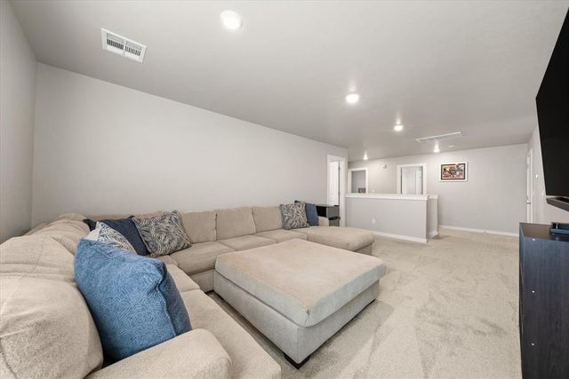 633 NW 183rd Street, Edmond, OK 73012
