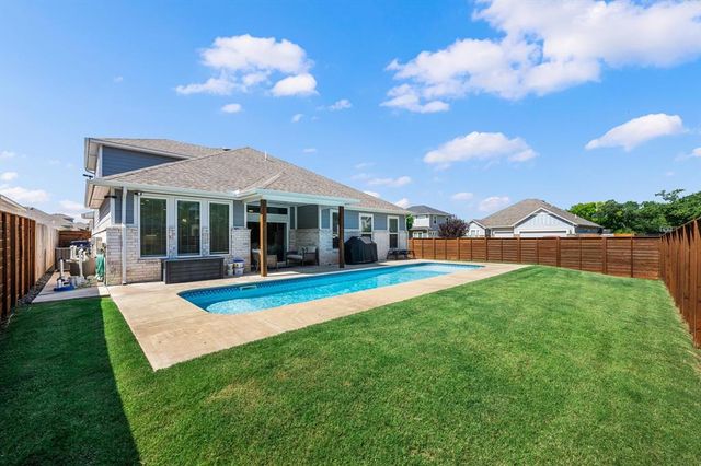 633 NW 183rd Street, Edmond, OK 73012