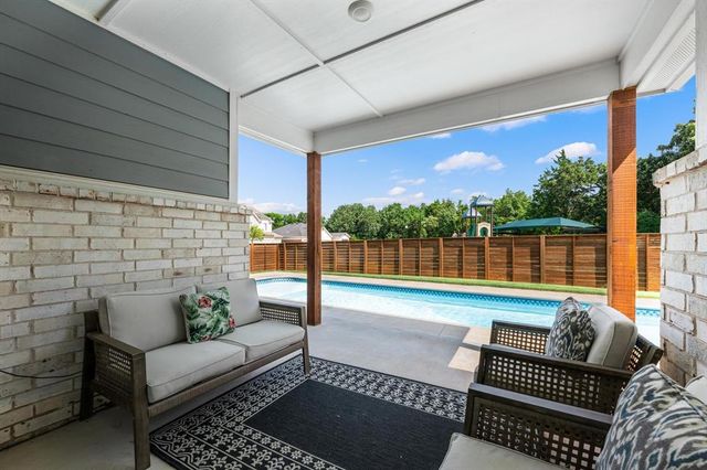 633 NW 183rd Street, Edmond, OK 73012
