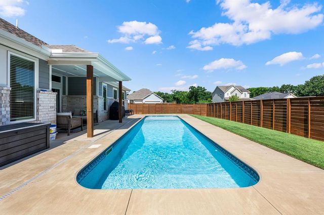 633 NW 183rd Street, Edmond, OK 73012