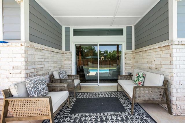 633 NW 183rd Street, Edmond, OK 73012